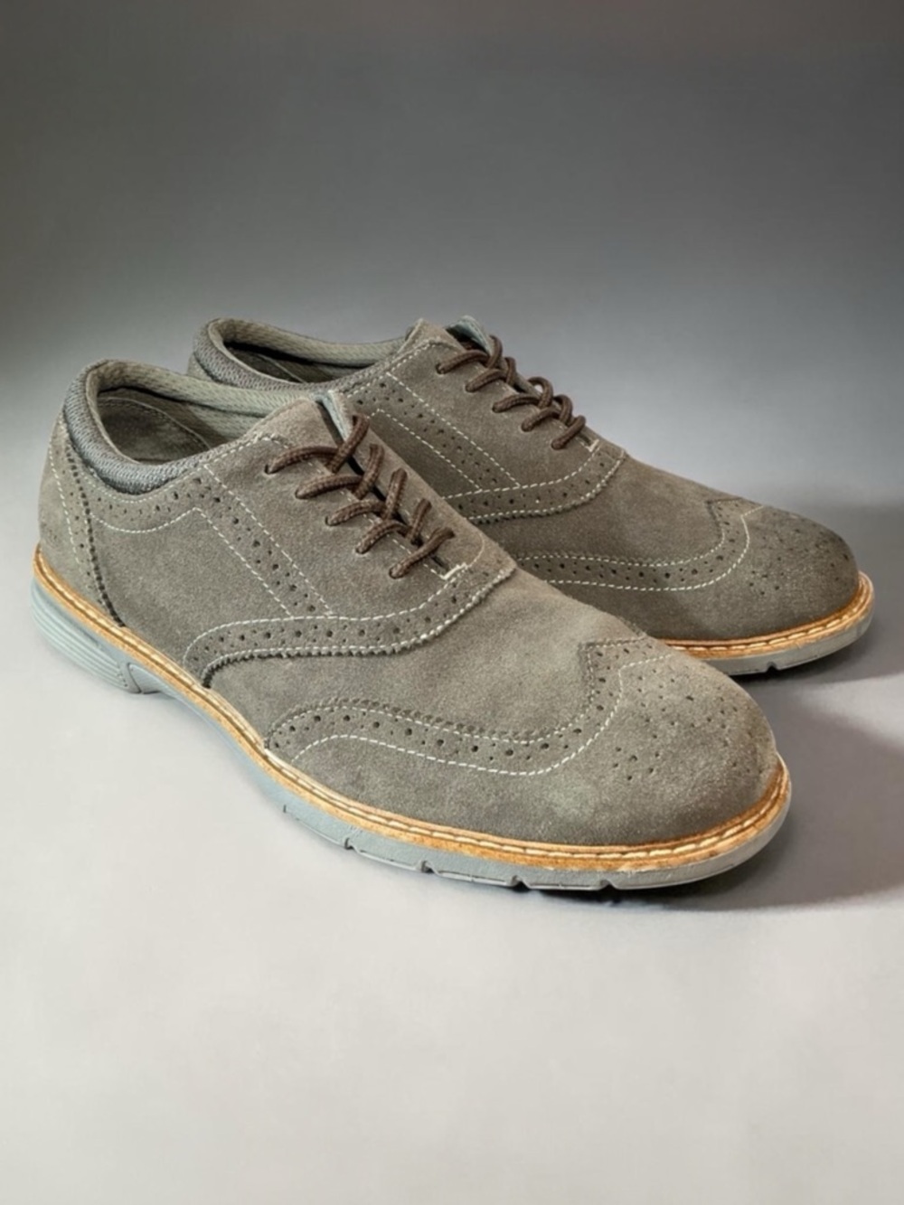 Bass Men's Grey Suede Wingtip Derby Shoes